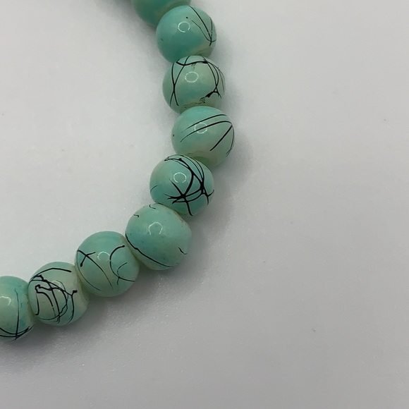 Hand of Fatima Beaded Necklace - Picture 7 of 9